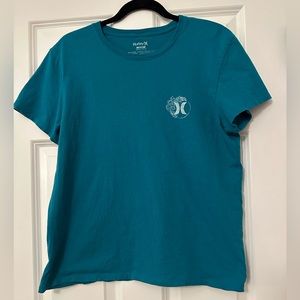 Hurley woman’s tshirt size large
